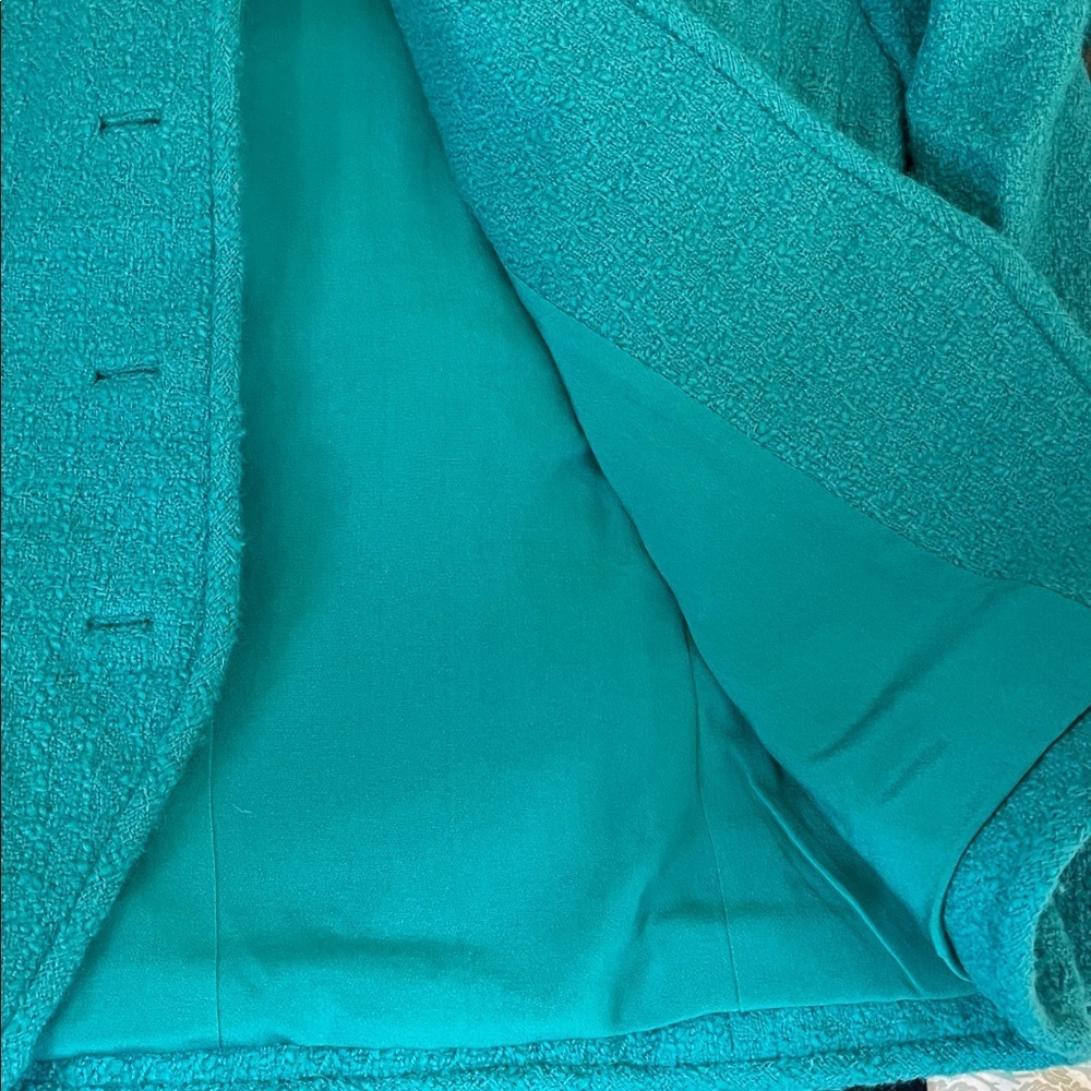 Vintage Eric Pang Teal Wool Bouclé Skirt Suit – Made in Hong Kong – Small - Picture 9 of 9